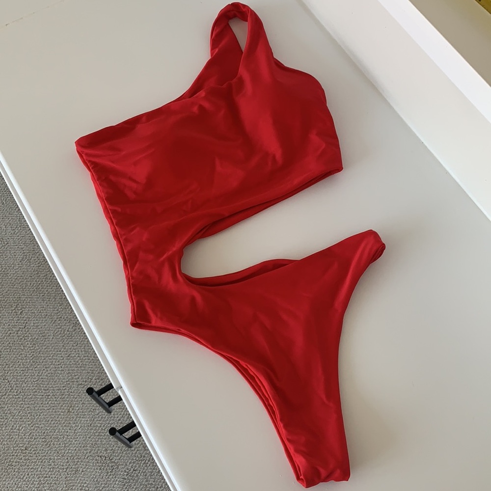 Cut-Out One Shoulder One Piece